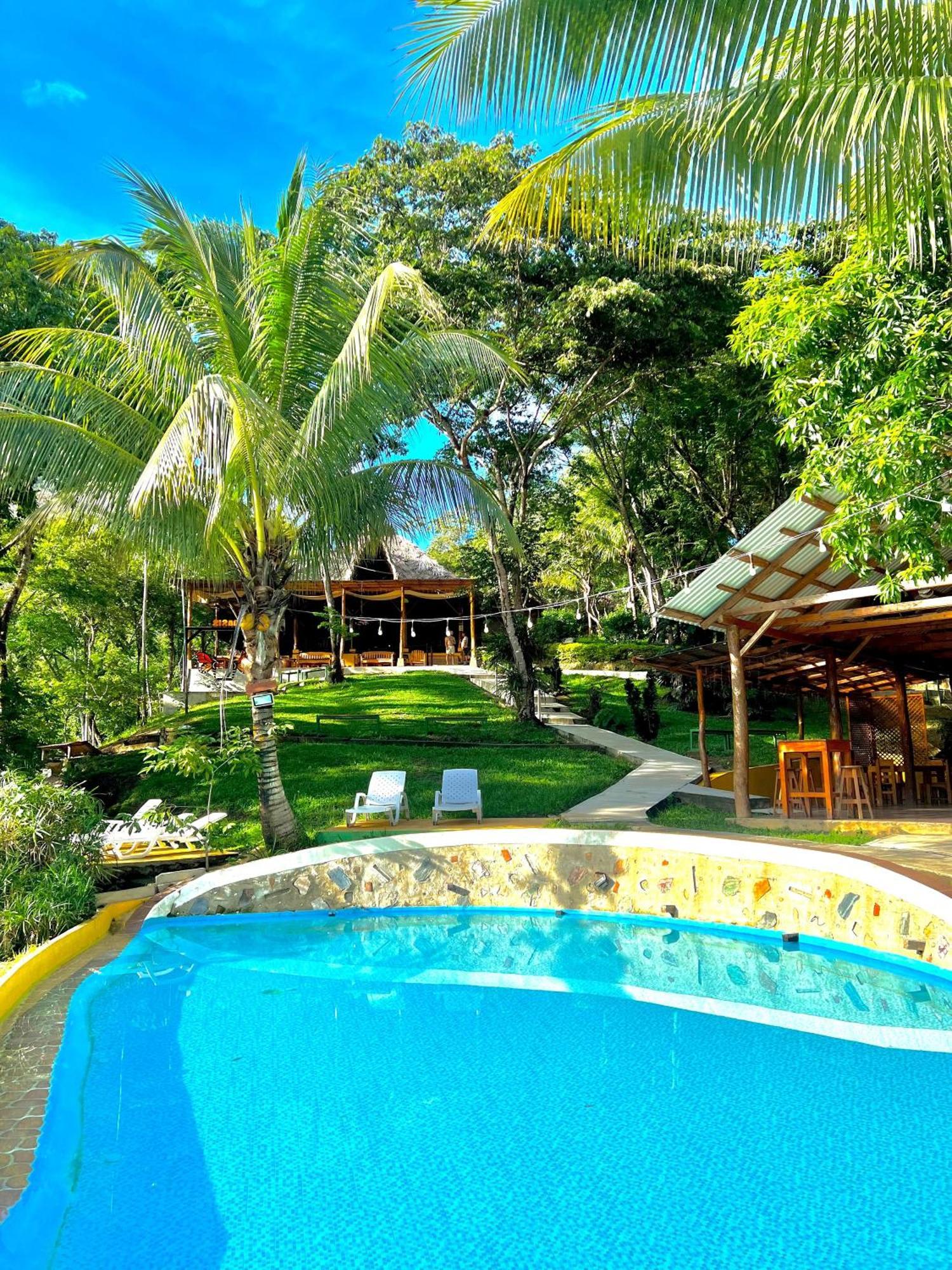 Oasis The Traveler Vandrehjem Lanquín Eksteriør billede